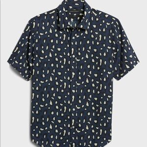 Banana Republic Untucked Slim-Fit Cotton‎ Shirt